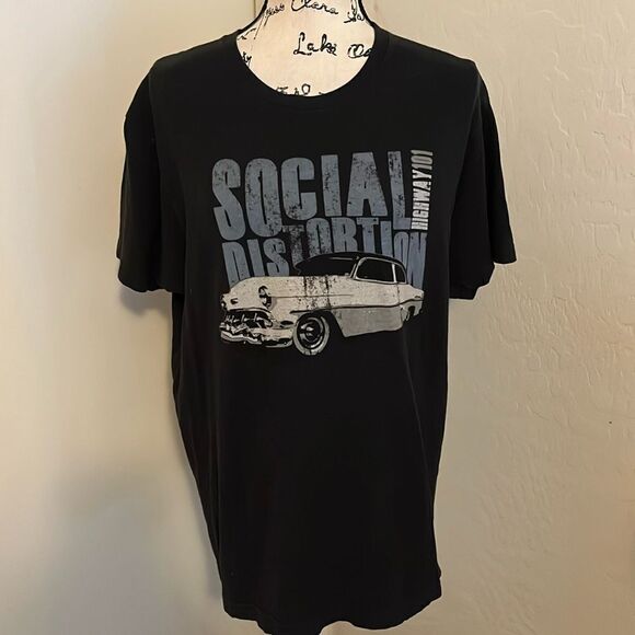 Social Distortion Band Black Distressed Highway 101 Graphic Shirt Music Rock - Picture 1 of 8